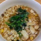 カップラーメンの残り汁で作るオートミール雑炊